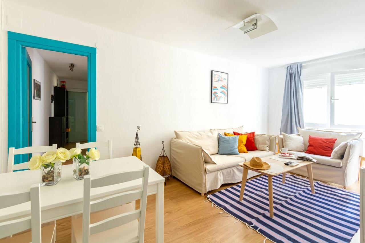 Colours Apartment And Garage Historical Center 4 Pax Sevilha Exterior foto